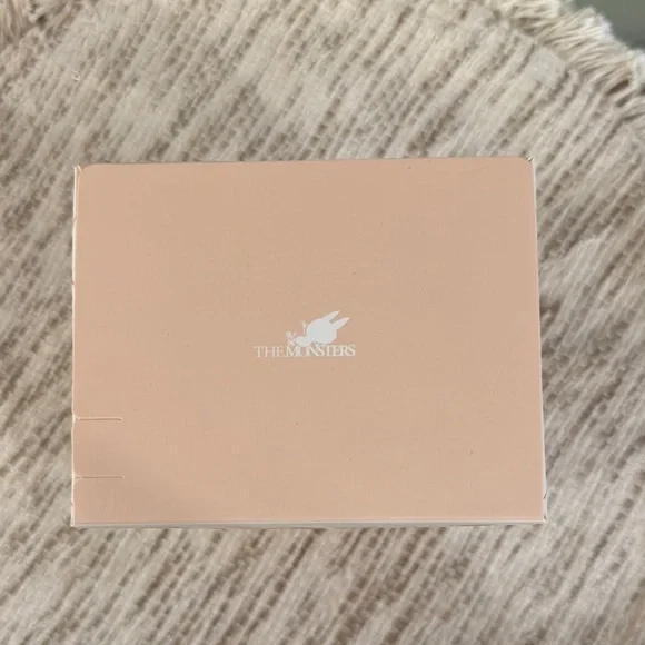 Labubh Have A Seat “Ququ” - Picture 6 of 7